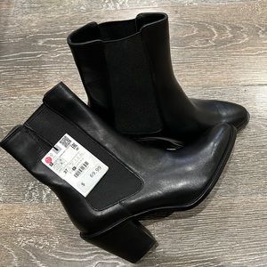 NWT Zara Ankle Boot